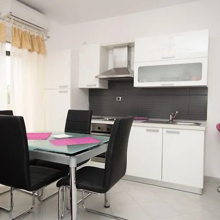 Ivan Dolac 8734f 젤사